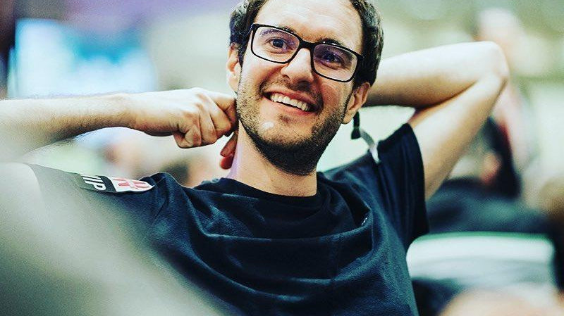 TheFishou : "Le fondement même de ce travail c 'est la passion, il ne faut pas faire ça pour devenir quelqu'un de connu ou pseudo connu"